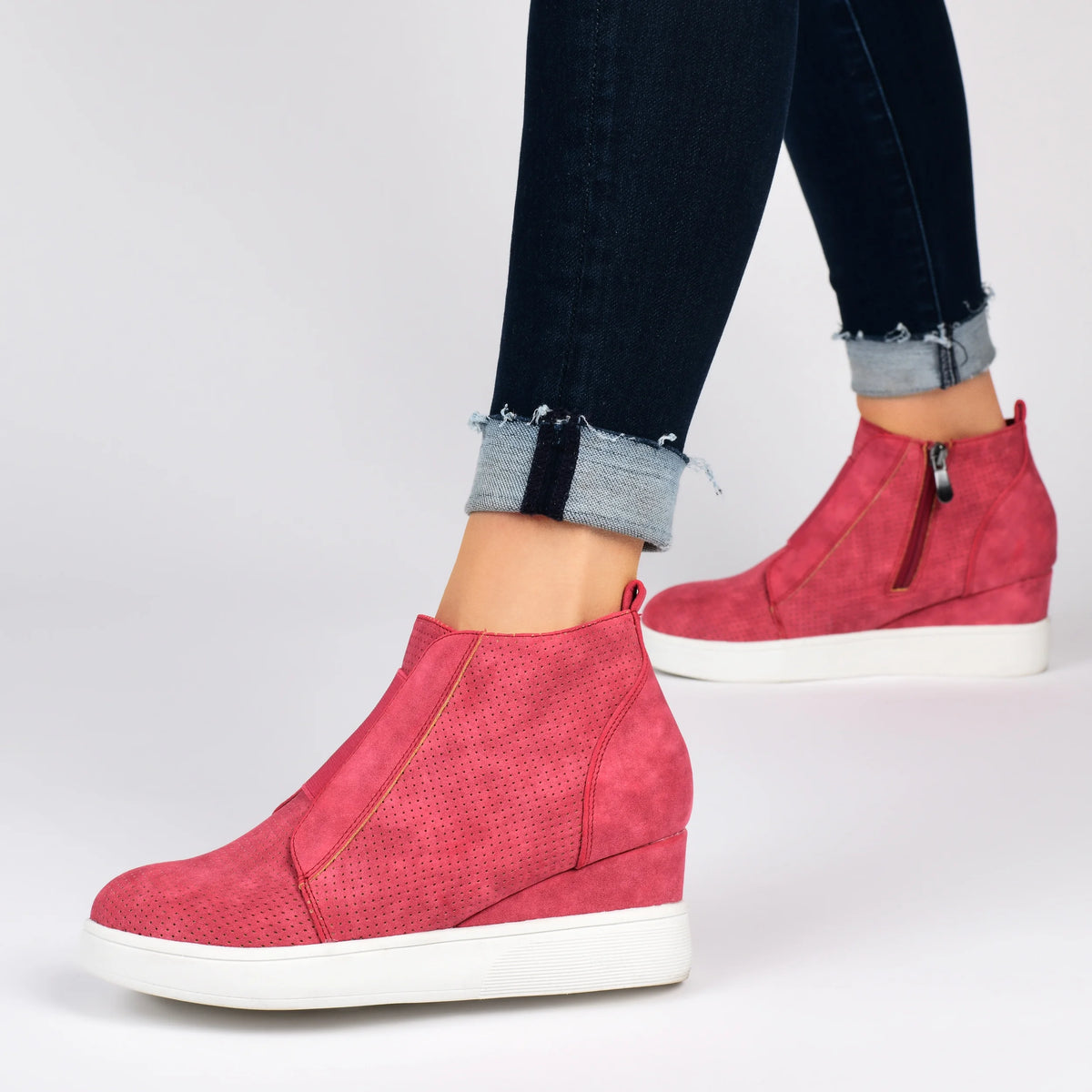 Womens Round Toe Wedge Sneakers B792