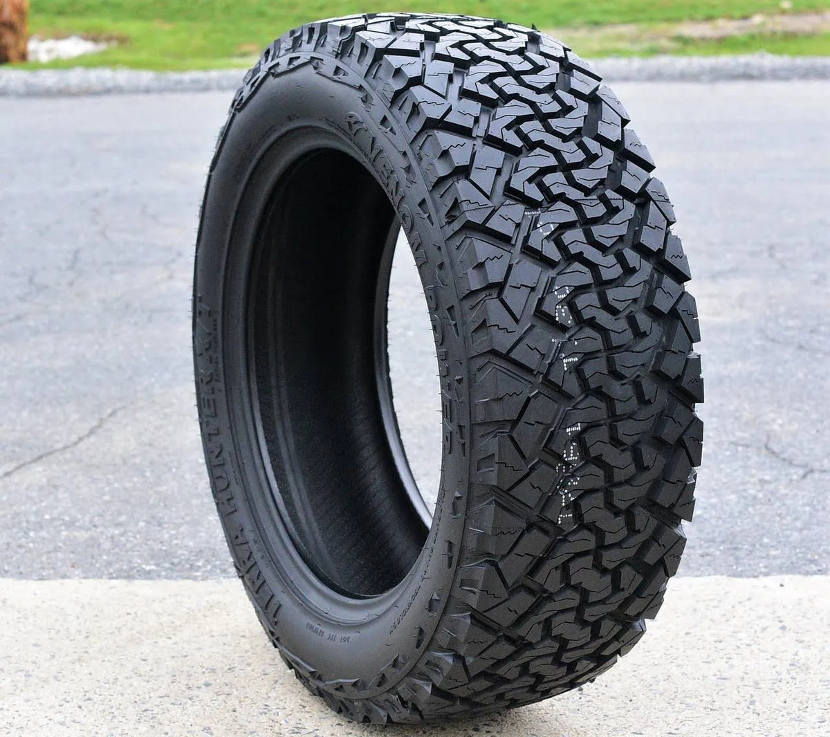 285/50R20 E (10 Ply) Tire D50024
