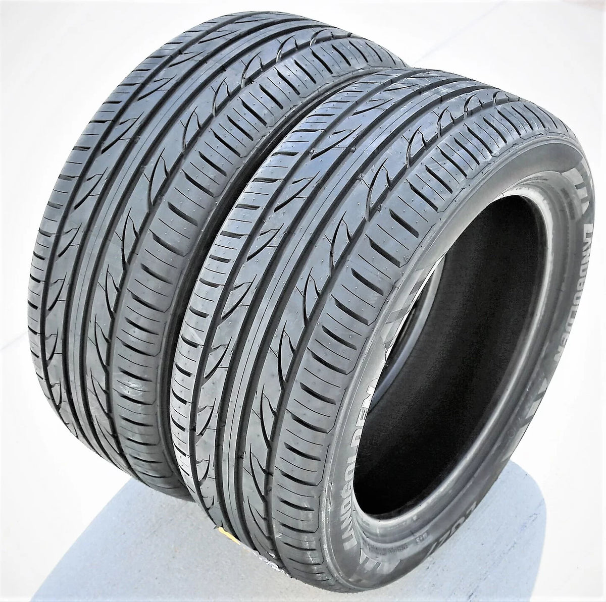 215/45ZR18 89W High Performance Tire X264071