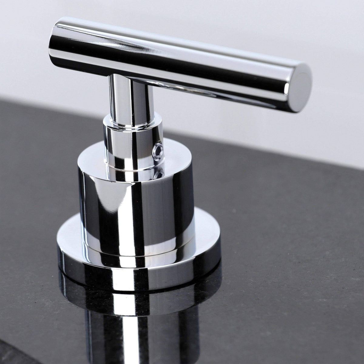 Widespread Bathroom Faucet with Pop-Up Polished Chrome O860635