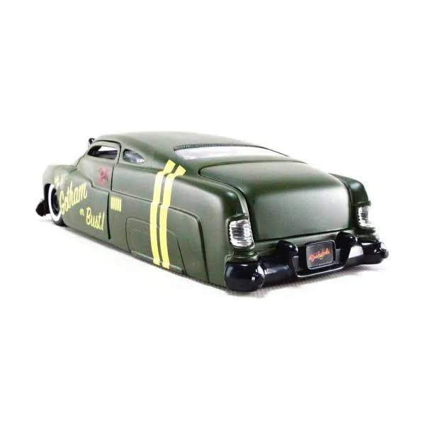 Mercury 1951 Metal Car & Figure Set F943852