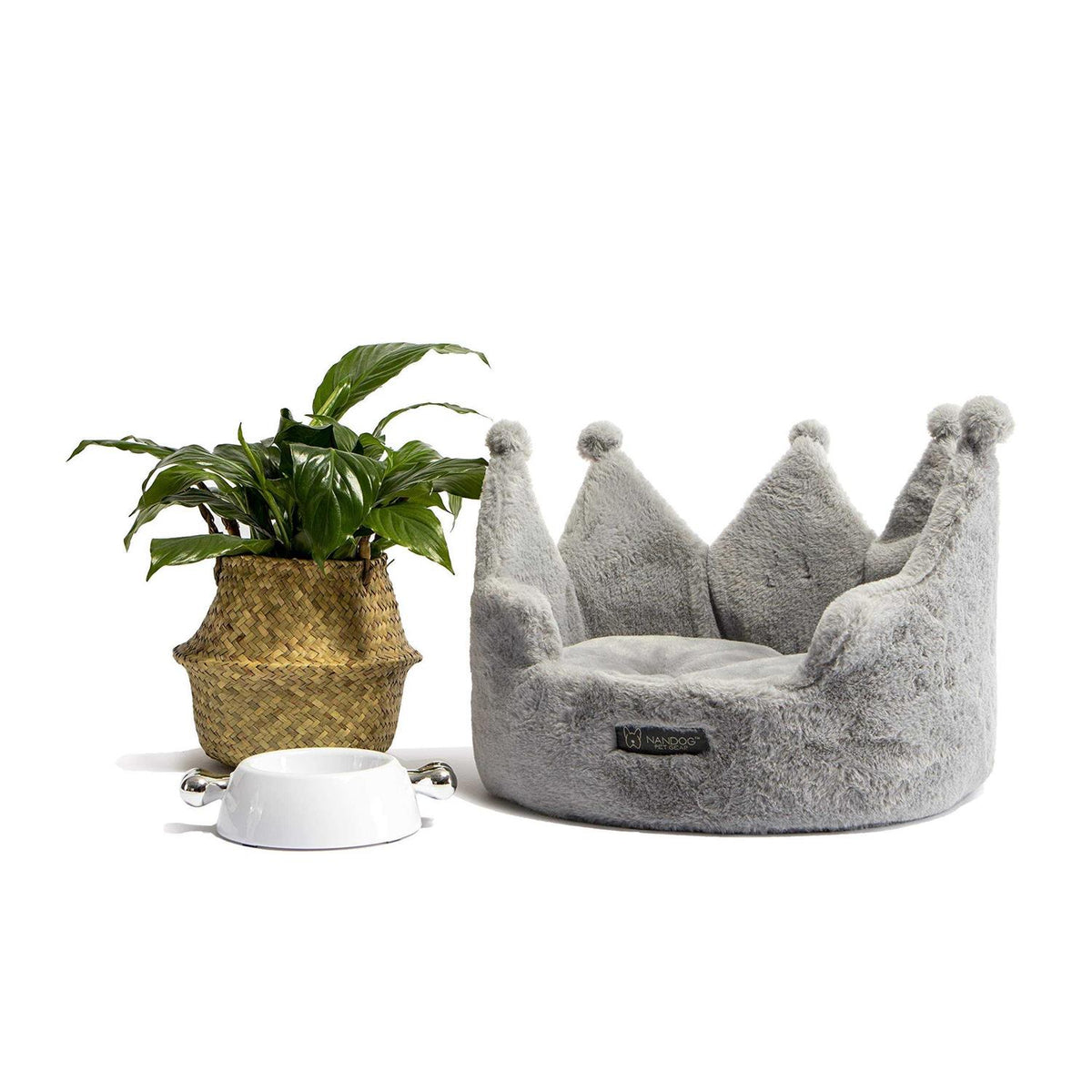 Crown Dog Cat Bed O718288