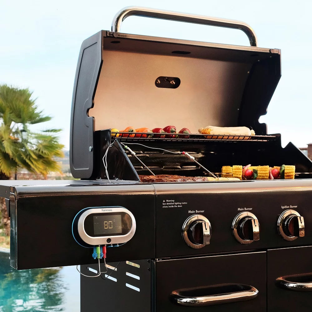 4-Burner Gas Grill with Side Burner W582