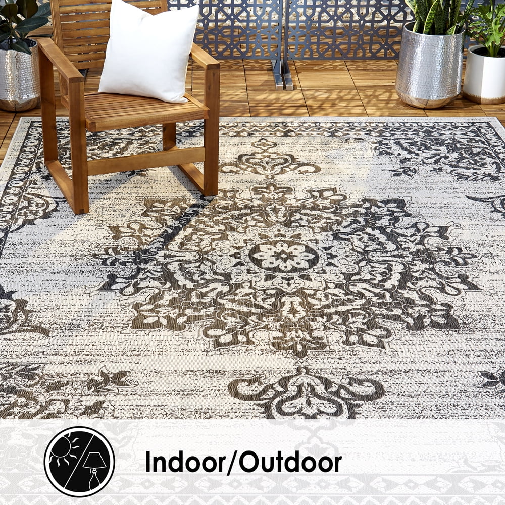 Grey Black 7'9"x10'2" Indoor Outdoor Area Rug M886221