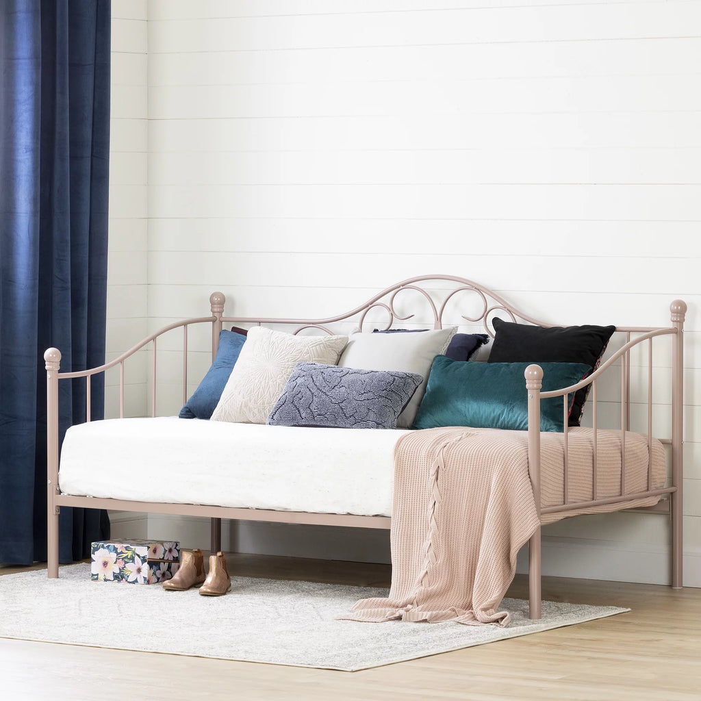 Pink Blush Metal Daybed X3202