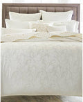 Full/Queen White Comforter M856571