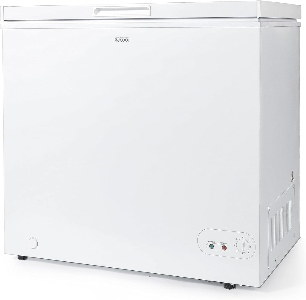 White 7.0 Cu. Ft. Chest Freezer D955