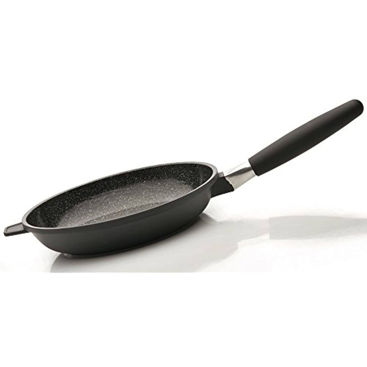 8x22 Ceramic and Titanium Fry Pan M8982