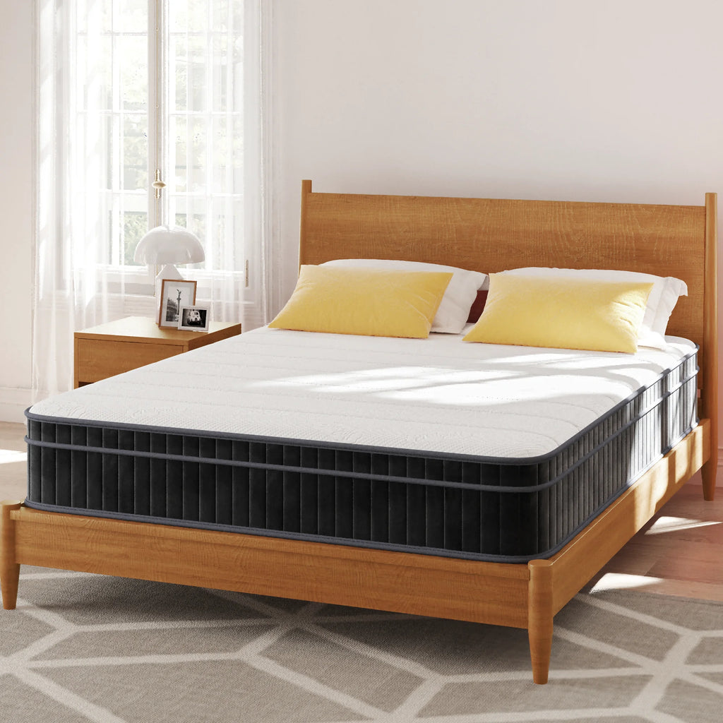 Full Size 12in Medium Innerspring Mattress N80802