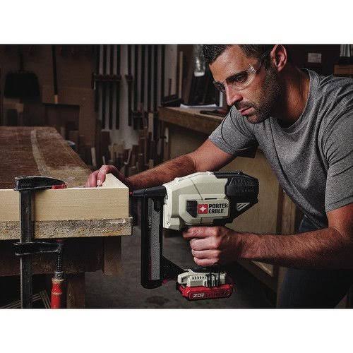 20V Max 18 Gauge Narrow Crown Stapler Kit A961554