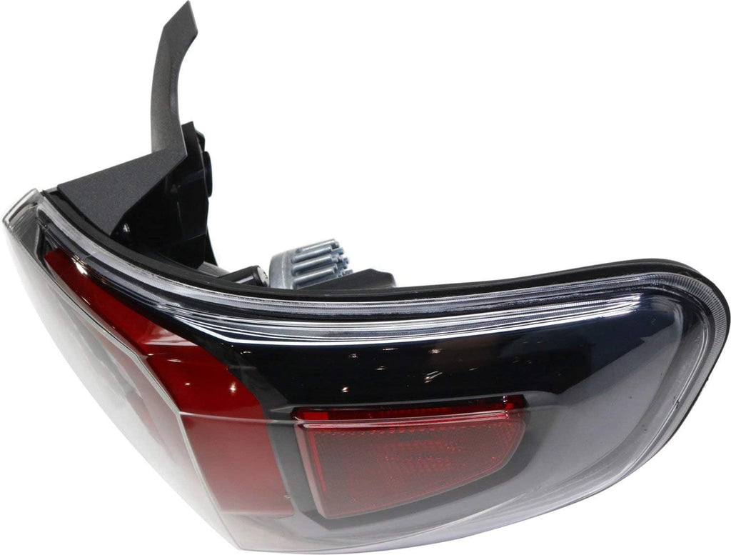Tail Light Assembly Set of 2 L146417