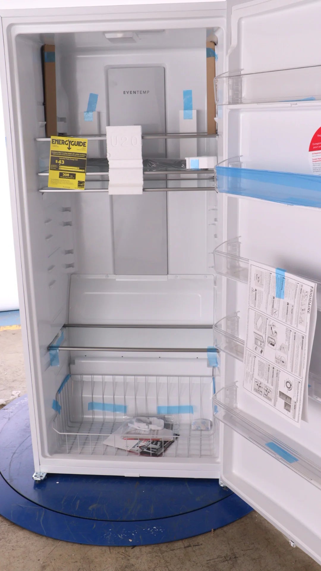 White 20 Cu Ft Single-Door Refrigerator R8214