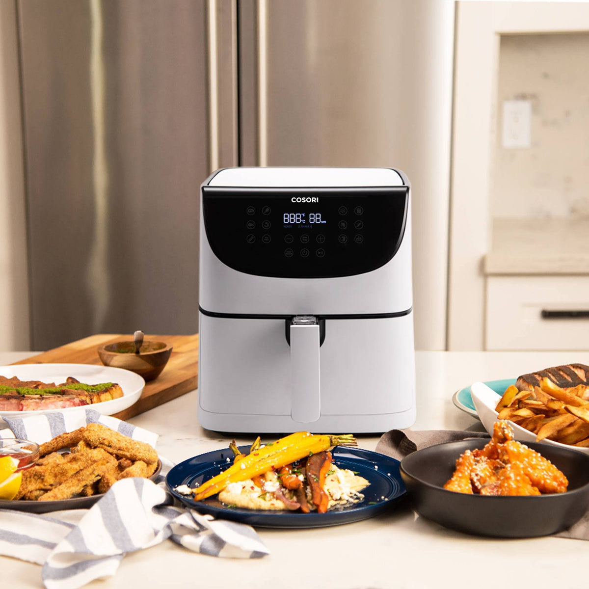 3.7 qt Air Fryer and Skewer Rack Set White D8325