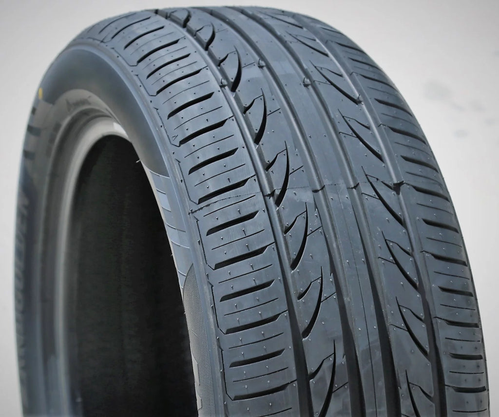 215/45ZR18 89W High Performance Tire X264071